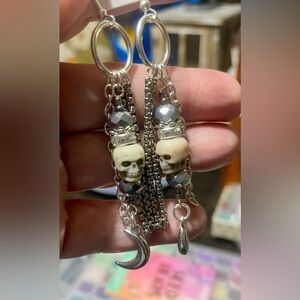Silver Skull Dangle Earrings